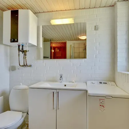 Feriehus Wulfhild - 800m From The Sea By Interhome *